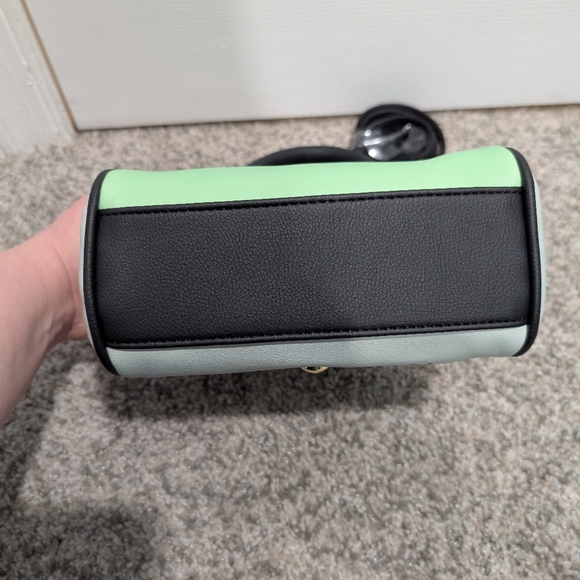 NWT Luv Betsey by Betsey Johnson Frankenstein Kitty Crossbody Bag Mini Barrel - Picture 5 of 10